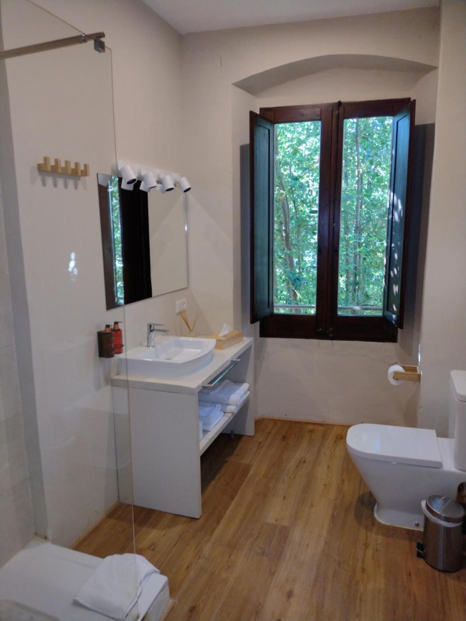 Hostal De Bianya 라 발 데 비아니아 외부 사진